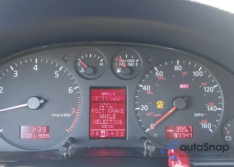 2001 Audi A4 2.8 Avant Quattro z USA, uszkodzony, nr VIN WAUKH68D61A069652